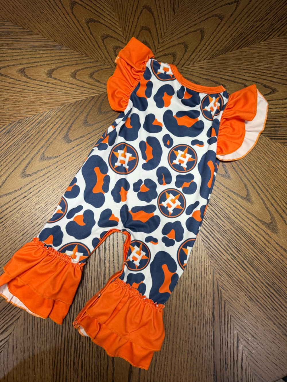 Houston Astros Baby Girl Ruffle Romper - Orange & Navy Leopard Print 0-3M - Picture 4 of 4